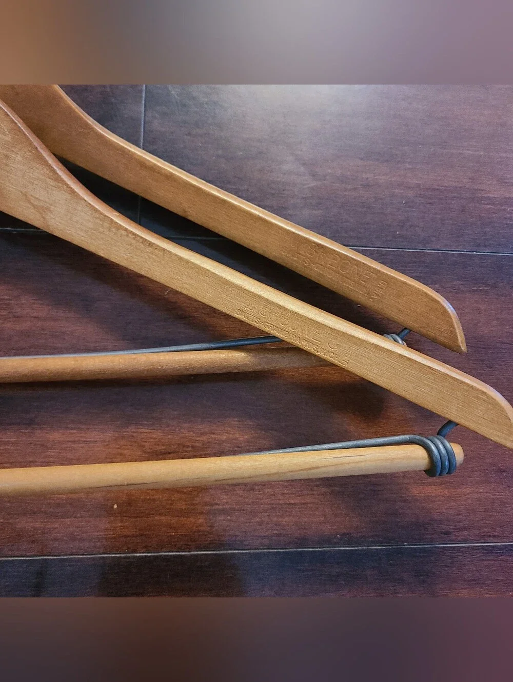Lot of 4 Vintage Batts WISHBONE Wooden Suit Hangers Grand Rapids